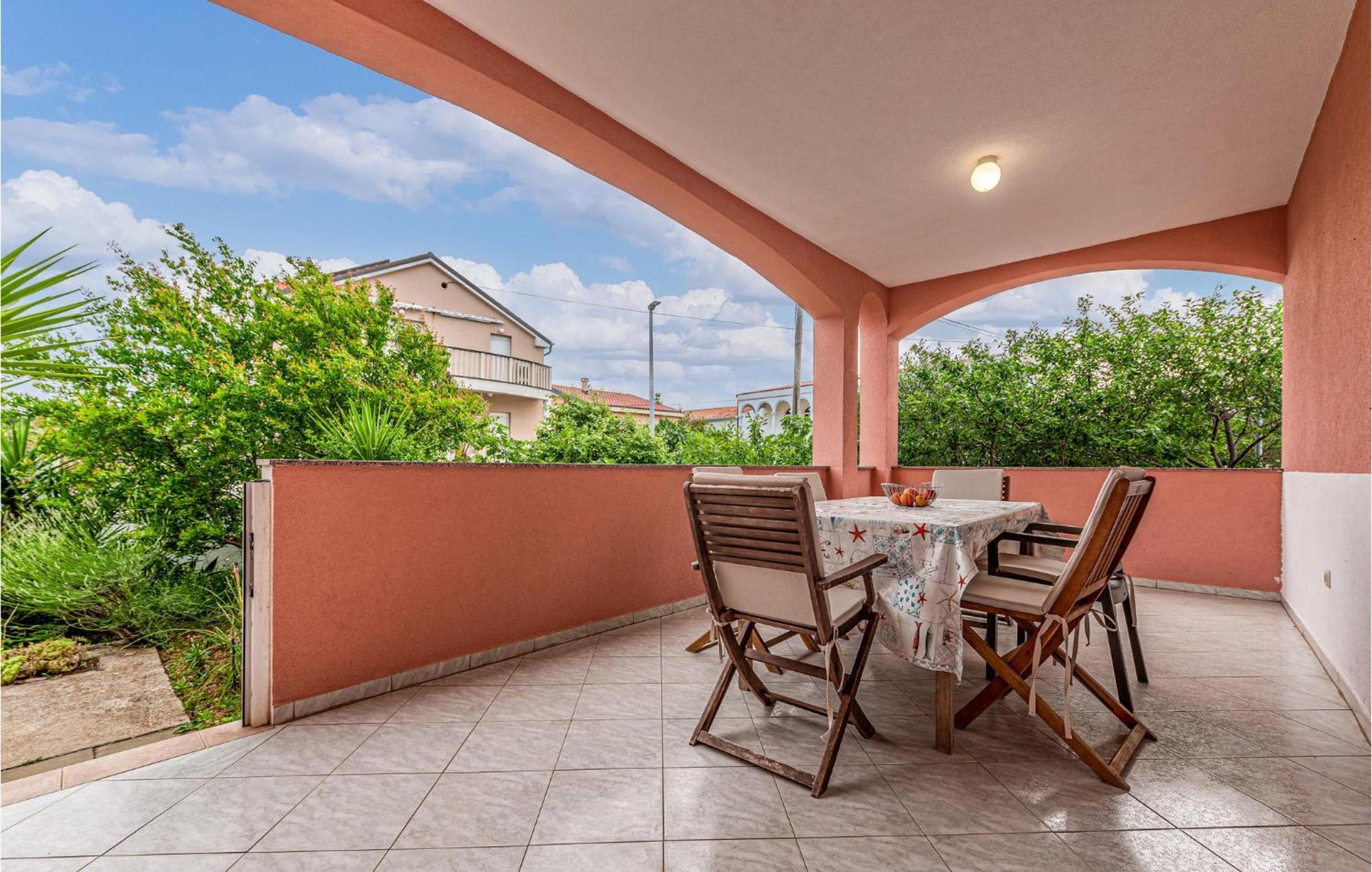 Lovely Apartment In Vir With Kitchen Екстериор снимка