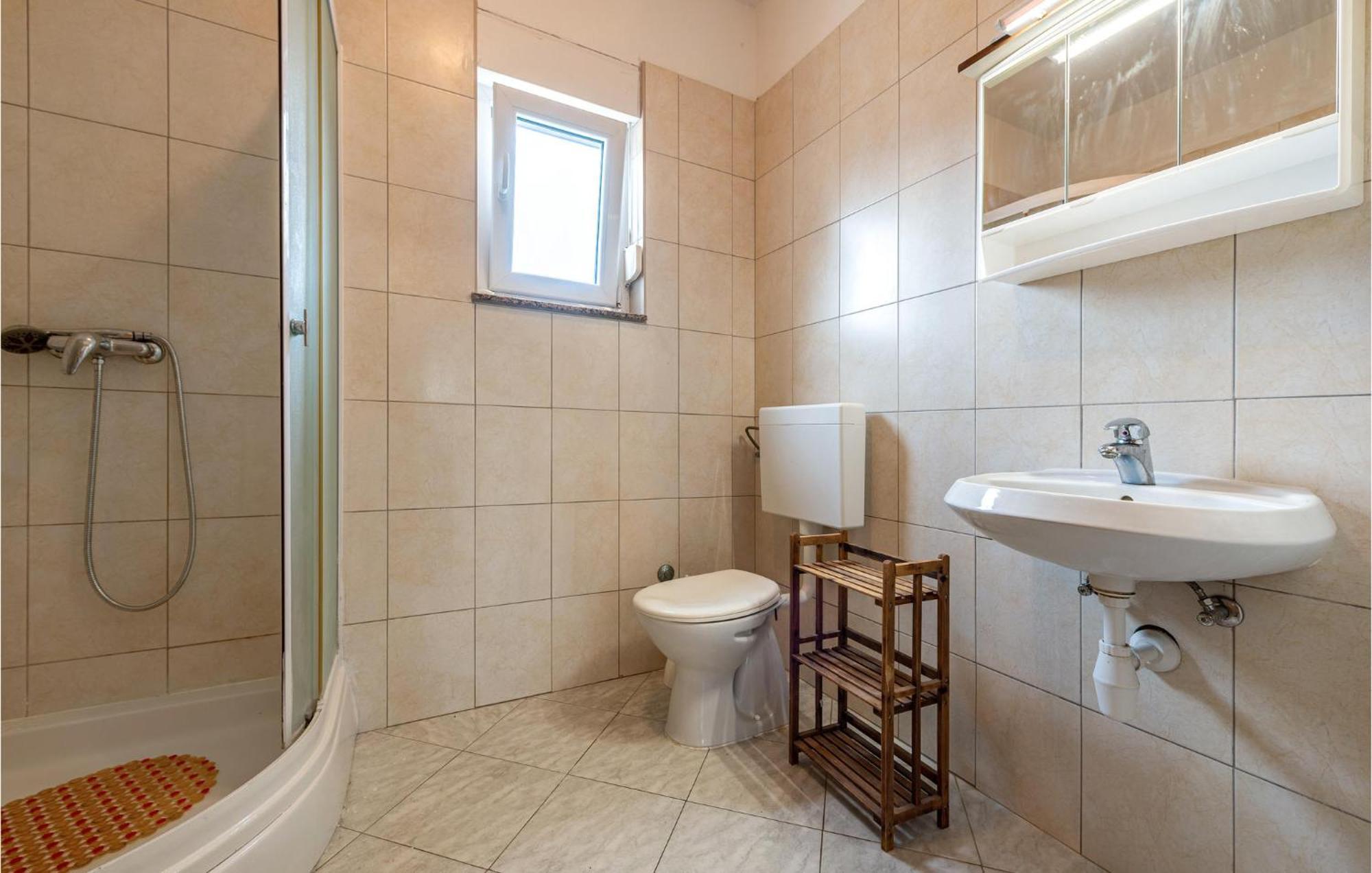 Lovely Apartment In Vir With Kitchen Екстериор снимка
